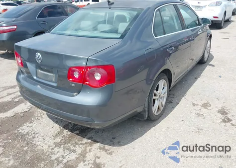 2006 Volkswagen Jetta Tdi z USA, uszkodzony, nr VIN 3VWST71K86M013591
